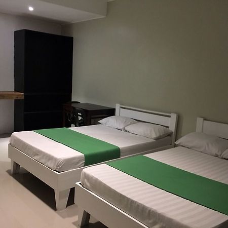 Night & Day Inn Legazpi Kültér fotó